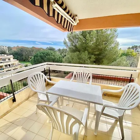 Appart Estivale Pr 4pax Acces Plage Saint-Raphaël