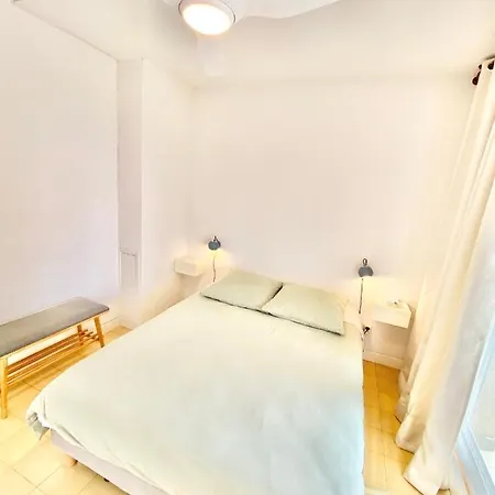 Lägenhet Appart Estivale Pr 4pax Acces Plage Saint-Raphaël